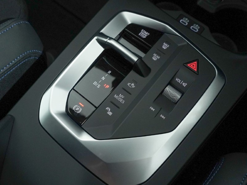  BMW 2 SERIES 220 M Sport 4dr Step Auto 3940374