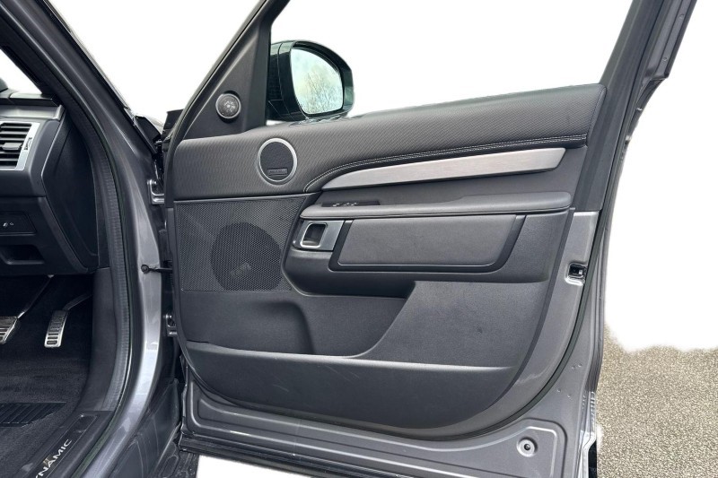 2022 (22) LAND ROVER DISCOVERY 3.0 D300 R-Dynamic SE 5dr Auto 4969237