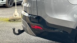 2022 (22) LAND ROVER DISCOVERY 3.0 D300 R-Dynamic SE 5dr Auto 4969236