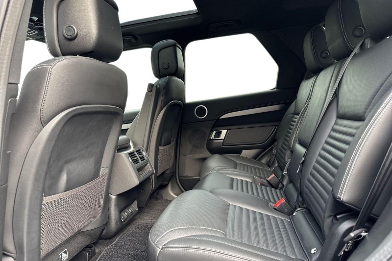 2022 (22) LAND ROVER DISCOVERY 3.0 D300 R-Dynamic SE 5dr Auto 4969218