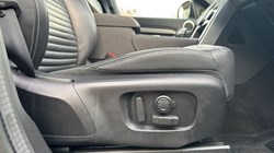 2022 (22) LAND ROVER DISCOVERY 3.0 D300 R-Dynamic SE 5dr Auto 4969239