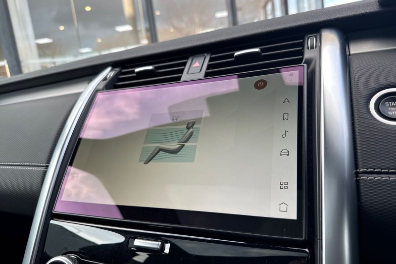 2022 (22) LAND ROVER DISCOVERY 3.0 D300 R-Dynamic SE 5dr Auto 4969249