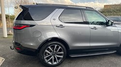 2022 (22) LAND ROVER DISCOVERY 3.0 D300 R-Dynamic SE 5dr Auto 4969268