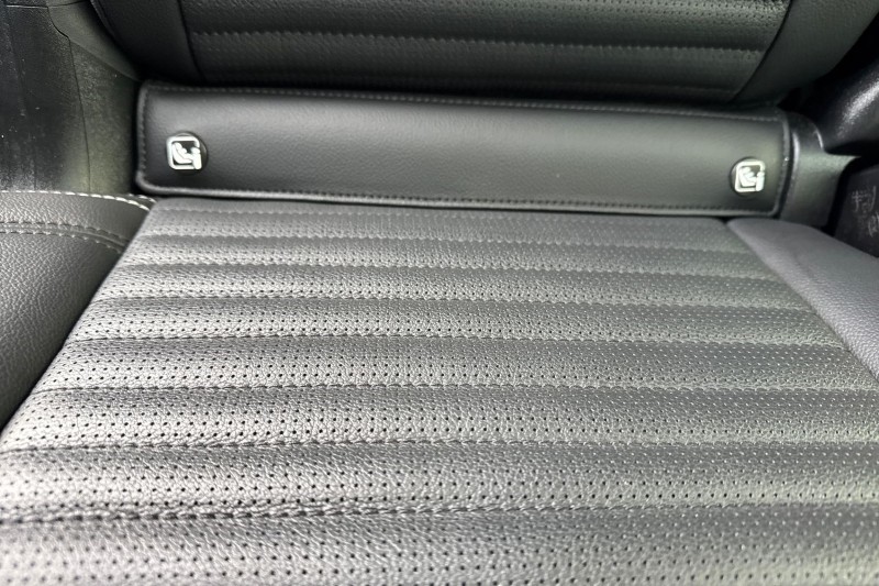 2022 (22) LAND ROVER DISCOVERY 3.0 D300 R-Dynamic SE 5dr Auto 4969255