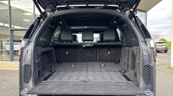 2022 (22) LAND ROVER DISCOVERY 3.0 D300 R-Dynamic SE 5dr Auto 4969224