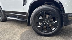 2024 (74) LAND ROVER DEFENDER 3.0 D250 X-Dynamic SE 90 3dr Auto 5002895