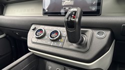 2021 (21) LAND ROVER DEFENDER 3.0 D300 X-Dynamic SE 110 5dr Auto 4956430