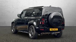 2021 (21) LAND ROVER DEFENDER 3.0 D300 X-Dynamic SE 110 5dr Auto 4956419