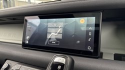 2021 (21) LAND ROVER DEFENDER 3.0 D300 X-Dynamic SE 110 5dr Auto 4956452