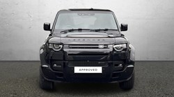 2021 (21) LAND ROVER DEFENDER 3.0 D300 X-Dynamic SE 110 5dr Auto 4956424