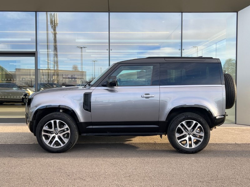 2023 (73) LAND ROVER DEFENDER 3.0 D250 X-Dynamic HSE 90 3dr Auto 3692827