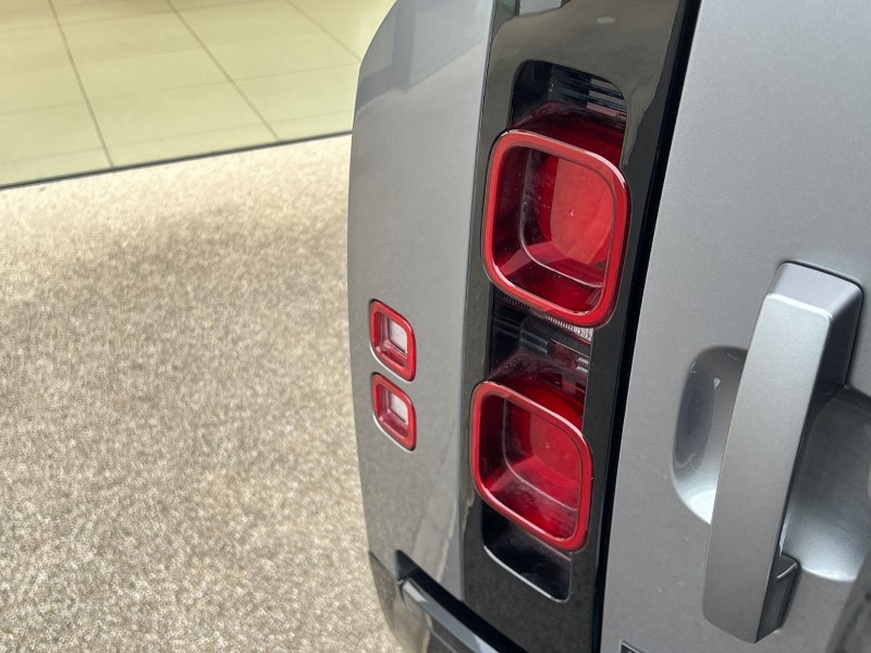 2023 (73) LAND ROVER DEFENDER 3.0 D250 X-Dynamic HSE 90 3dr Auto 3692821