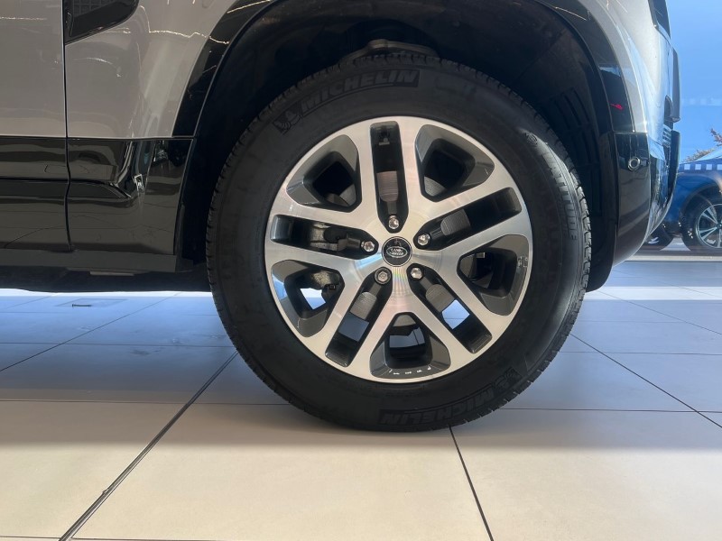 2023 (73) LAND ROVER DEFENDER 3.0 D250 X-Dynamic HSE 90 3dr Auto 3692790