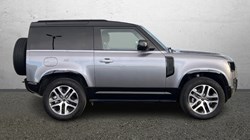 2023 (73) LAND ROVER DEFENDER 3.0 D250 X-Dynamic HSE 90 3dr Auto 3692787