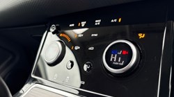 2020 (70) LAND ROVER RANGE ROVER EVOQUE 2.0 D150 S 5dr 2WD 4975584