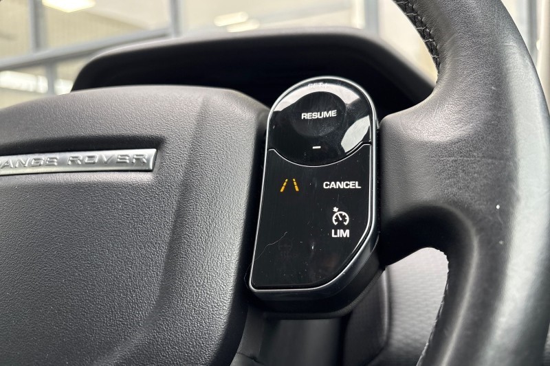 2020 (70) LAND ROVER RANGE ROVER EVOQUE 2.0 D150 S 5dr 2WD 4975577