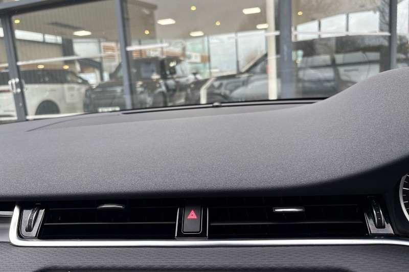 2020 (70) LAND ROVER RANGE ROVER EVOQUE 2.0 D150 S 5dr 2WD 4975585