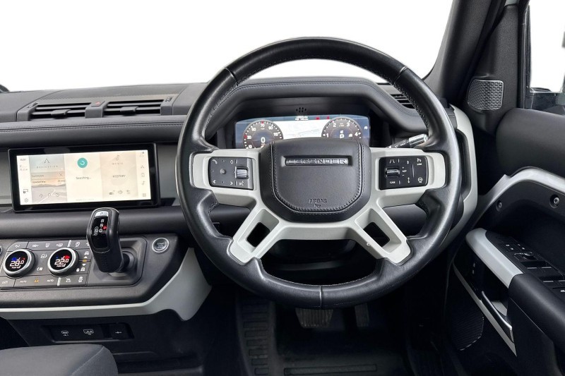 2022 (71) LAND ROVER DEFENDER 3.0 D300 X-Dynamic HSE 110 5dr Auto [6 Seat] 4969923