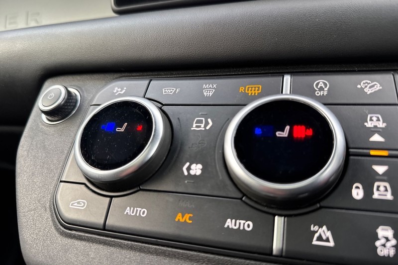 2022 (71) LAND ROVER DEFENDER 3.0 D300 X-Dynamic HSE 110 5dr Auto [6 Seat] 4969944