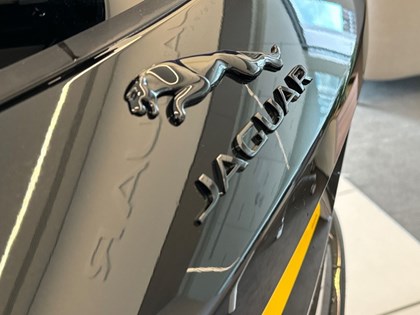 2023 (73) JAGUAR F-PACE 2.0 D200 R-Dynamic SE Black 5dr Auto AWD
