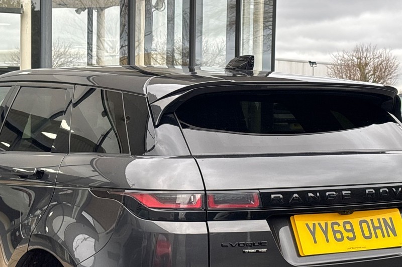 2019 (69) LAND ROVER RANGE ROVER EVOQUE 2.0 D180 R-Dynamic HSE 5dr Auto 4974367