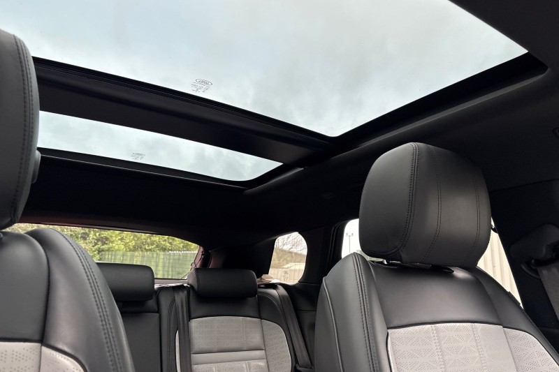 2019 (69) LAND ROVER RANGE ROVER EVOQUE 2.0 D180 R-Dynamic HSE 5dr Auto 4974369