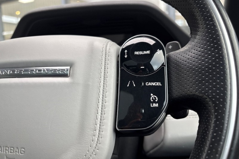 2019 (69) LAND ROVER RANGE ROVER EVOQUE 2.0 D180 R-Dynamic HSE 5dr Auto 4974377