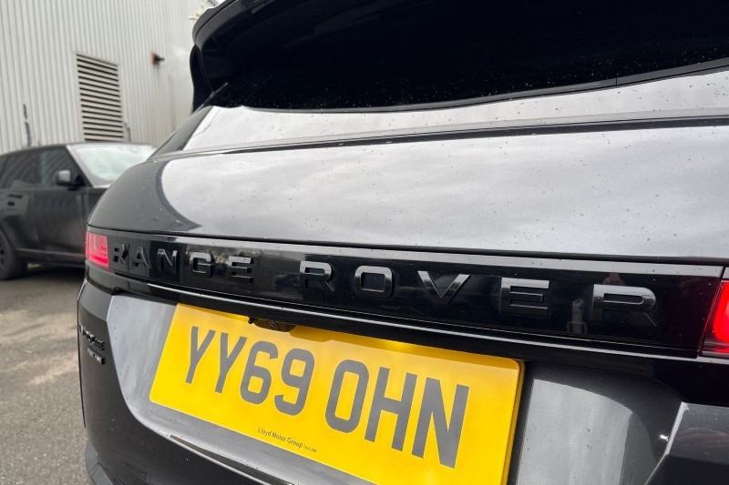2019 (69) LAND ROVER RANGE ROVER EVOQUE 2.0 D180 R-Dynamic HSE 5dr Auto 4974396