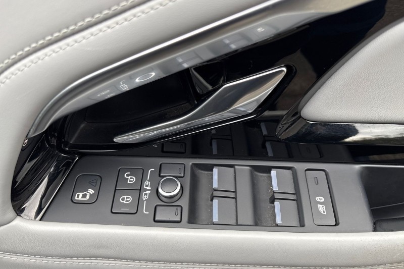 2019 (69) LAND ROVER RANGE ROVER EVOQUE 2.0 D180 R-Dynamic HSE 5dr Auto 4974371