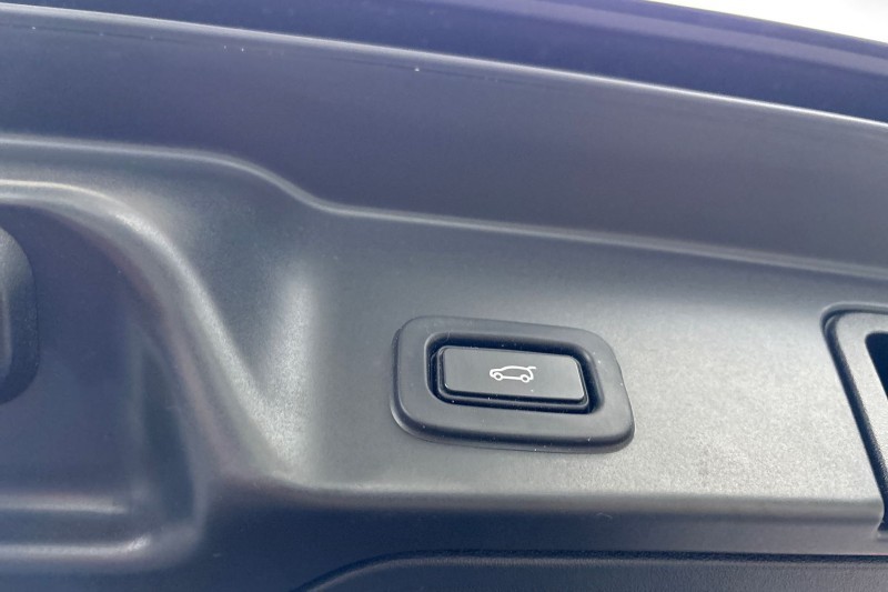 2019 (69) LAND ROVER RANGE ROVER EVOQUE 2.0 D180 R-Dynamic HSE 5dr Auto 4974391