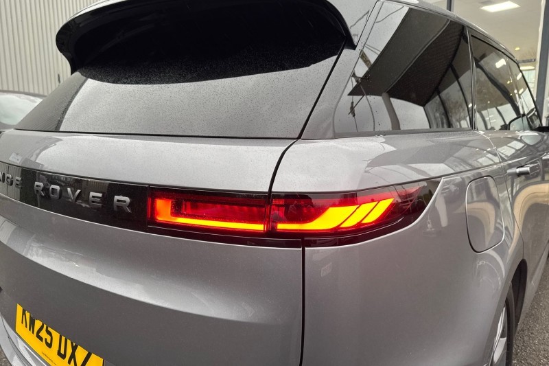 2025 (25) LAND ROVER RANGE ROVER SPORT 3.0 P460e Dynamic SE 5dr Auto 4985092