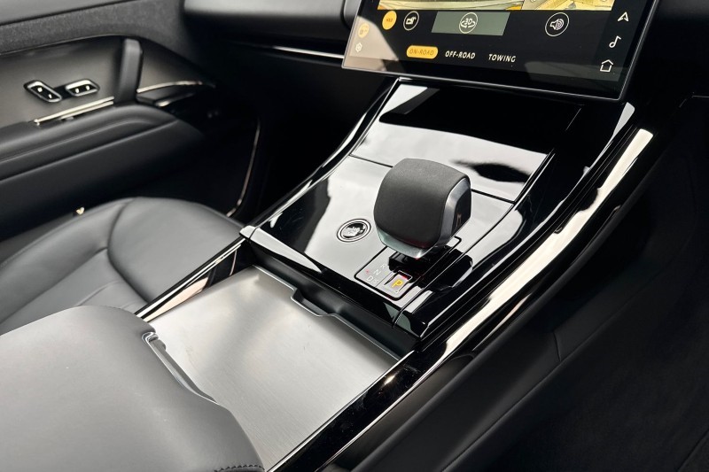 2025 (25) LAND ROVER RANGE ROVER SPORT 3.0 P460e Dynamic SE 5dr Auto 4985054