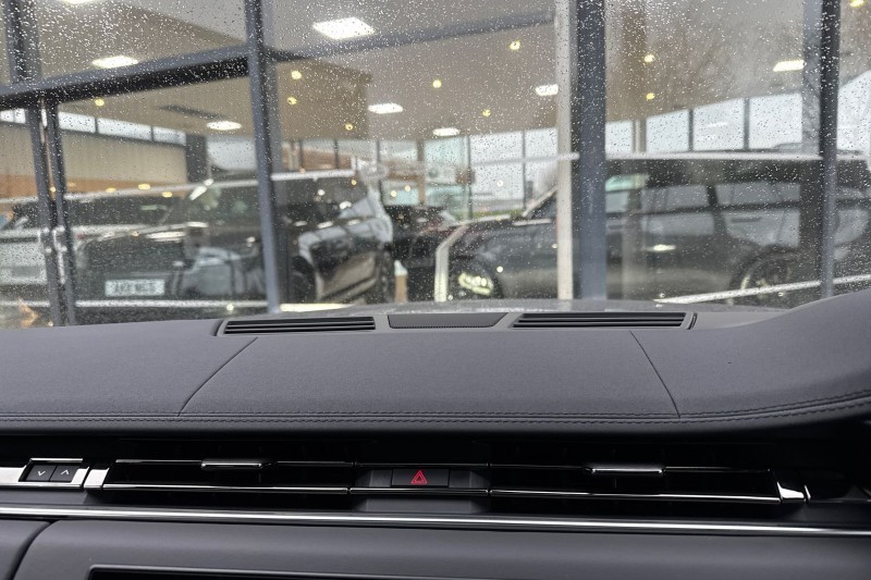 2025 (25) LAND ROVER RANGE ROVER SPORT 3.0 P460e Dynamic SE 5dr Auto 4985079