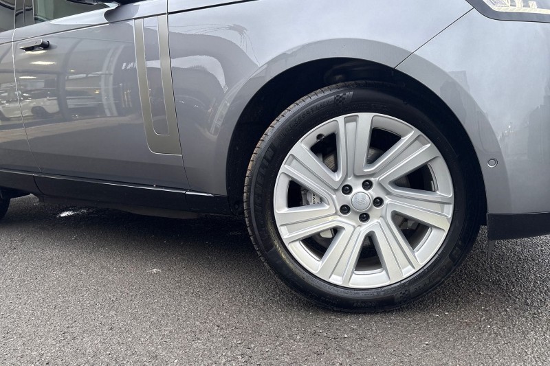 2025 (25) LAND ROVER RANGE ROVER 3.0 P460e HSE 4dr Auto 4980237