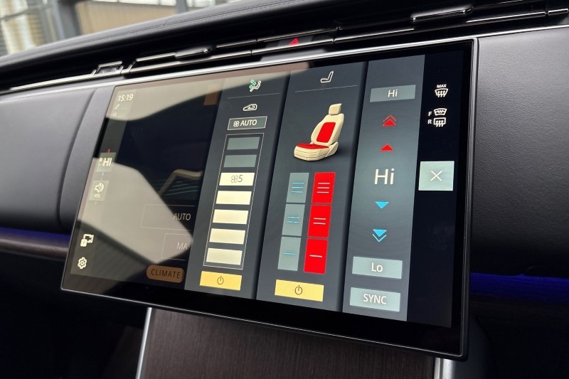 2025 (25) LAND ROVER RANGE ROVER 3.0 P460e HSE 4dr Auto 4980226