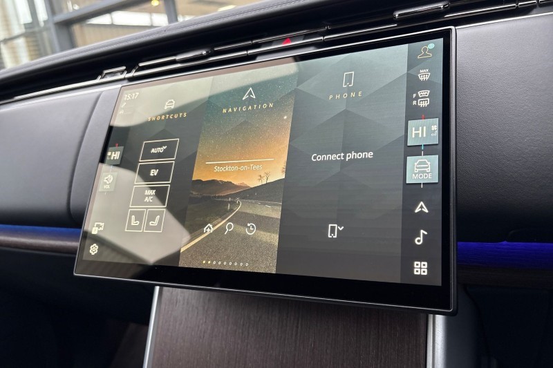 2025 (25) LAND ROVER RANGE ROVER 3.0 P460e HSE 4dr Auto 4980220