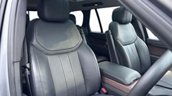 2025 (25) LAND ROVER RANGE ROVER 3.0 P460e HSE 4dr Auto 4980216