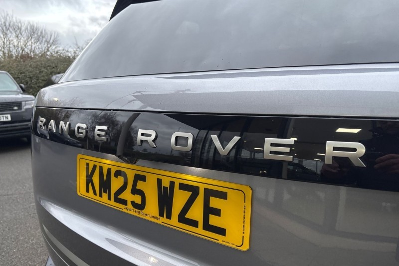 2025 (25) LAND ROVER RANGE ROVER 3.0 P460e HSE 4dr Auto 4980238
