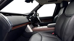 2025 (25) LAND ROVER RANGE ROVER 3.0 P460e HSE 4dr Auto 4980192