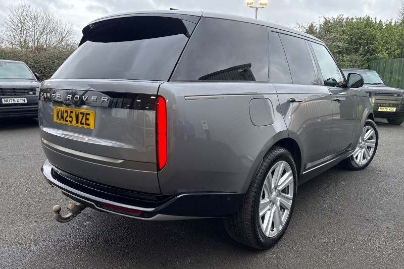 2025 (25) LAND ROVER RANGE ROVER 3.0 P460e HSE 4dr Auto 4980241