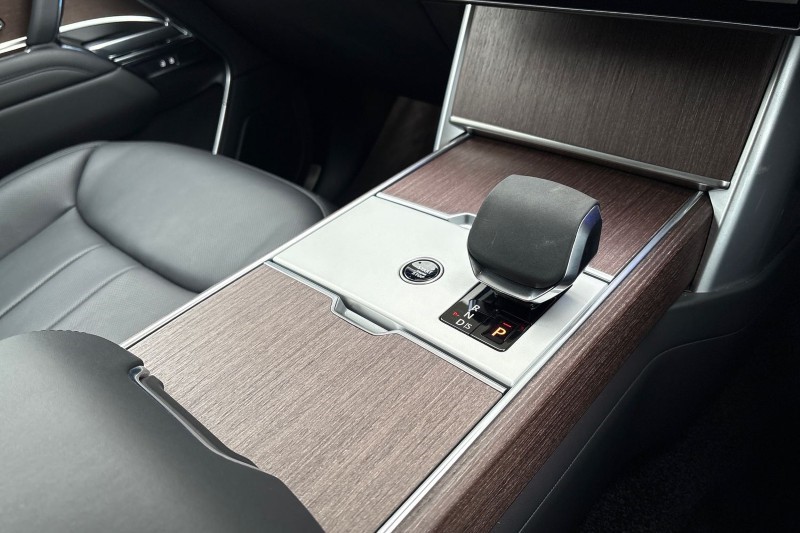 2025 (25) LAND ROVER RANGE ROVER 3.0 P460e HSE 4dr Auto 4980202