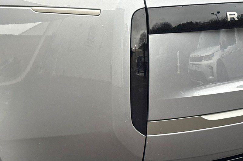 2025 (25) LAND ROVER RANGE ROVER 3.0 P460e HSE 4dr Auto 4980208