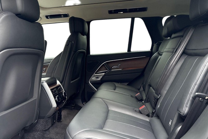 2025 (25) LAND ROVER RANGE ROVER 3.0 P460e HSE 4dr Auto 4980193