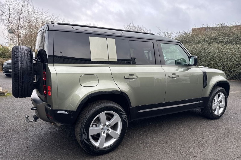 2025 (25) LAND ROVER DEFENDER 2.0 P300e X-Dynamic SE 110 5dr Auto 4985039