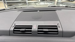 2025 (25) LAND ROVER DEFENDER 2.0 P300e X-Dynamic SE 110 5dr Auto 4985022