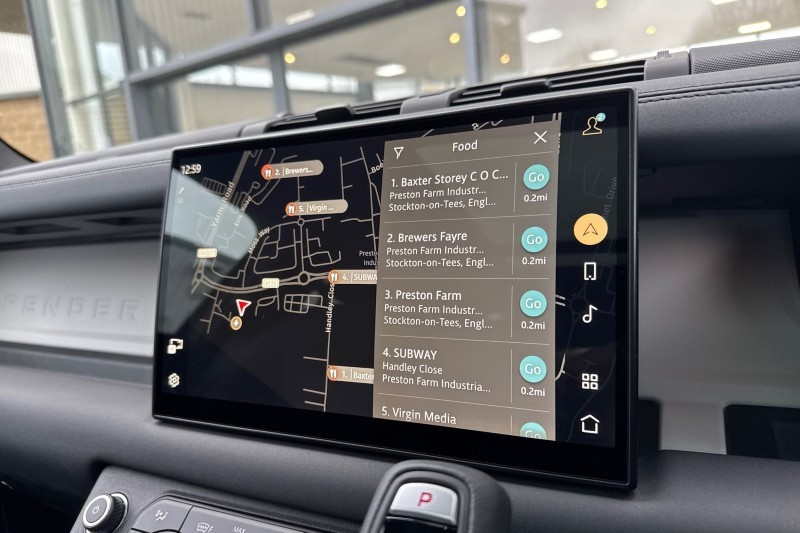 2025 (25) LAND ROVER DEFENDER 2.0 P300e X-Dynamic SE 110 5dr Auto 4985016