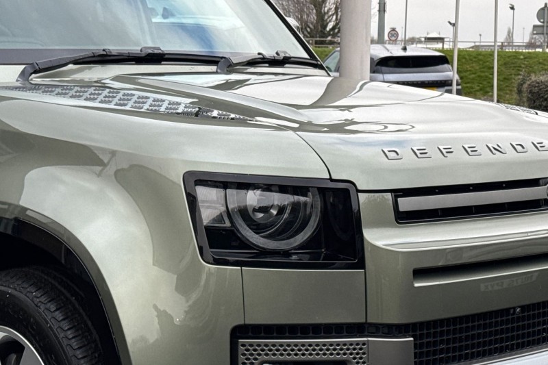 2025 (25) LAND ROVER DEFENDER 2.0 P300e X-Dynamic SE 110 5dr Auto 4985001