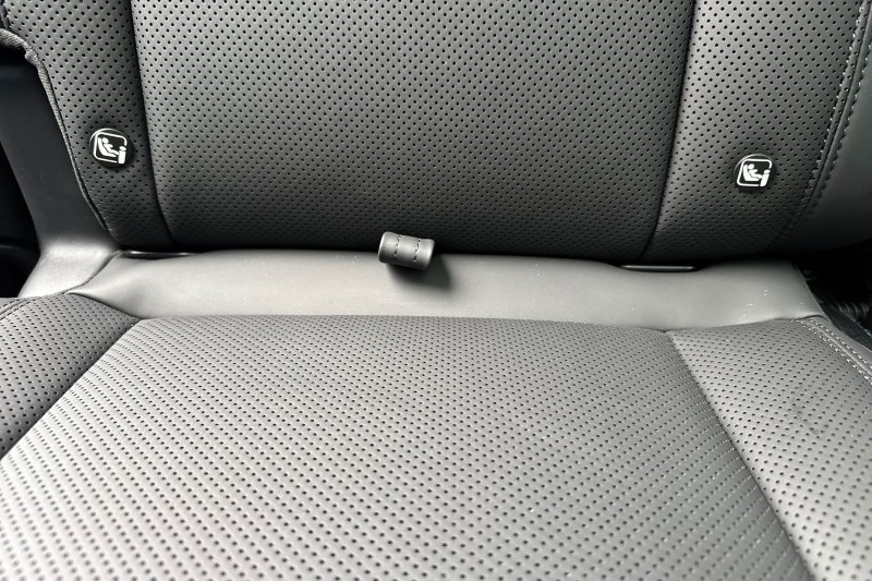 2025 (25) LAND ROVER DEFENDER 2.0 P300e X-Dynamic SE 110 5dr Auto 4985025