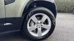 2025 (25) LAND ROVER DEFENDER 2.0 P300e X-Dynamic SE 110 5dr Auto 4985037