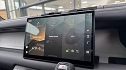 2025 (25) LAND ROVER DEFENDER 2.0 P300e X-Dynamic SE 110 5dr Auto 4985015